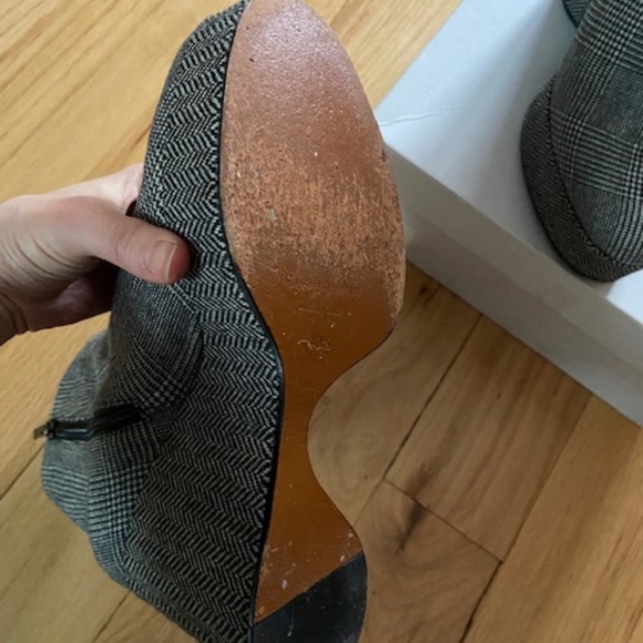 Clergerie Houndstooth Platform Boots - Picture 4 of 9